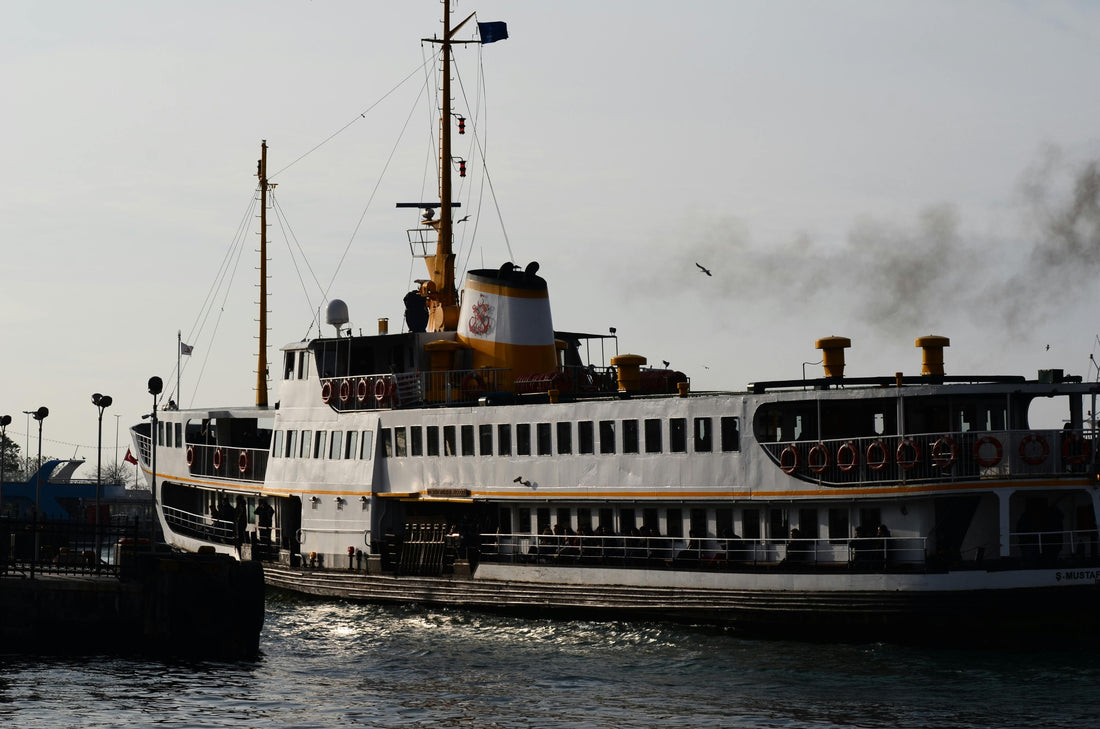 Heavy-Duty Rust Removal: Why Continuous Laser Cleaning Works Best for Shipyards and Railways