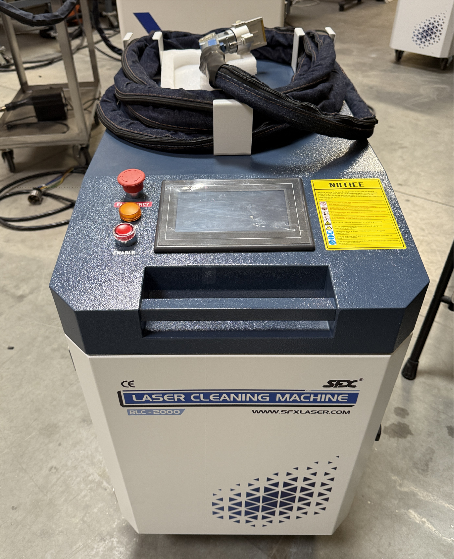 SFX Ninety Percent New BLC 2000W Laser Cleaning Machine Laser Cleaner Smart Interconnection Anti-Freeze Technology Rust Paint Oil Coating Remover