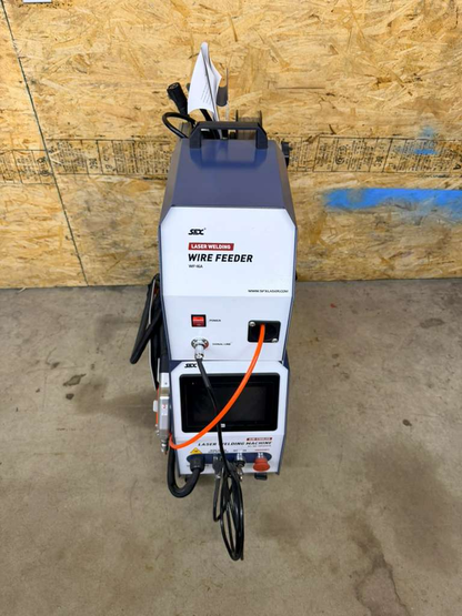 SFX USED 1200W Air Cooled Laser Welder 2-in-1 Handheld Laser Welding Machine Beam Cleaner with Auto Wire Feeder for Metal Stainless Steel Aluminum Brass